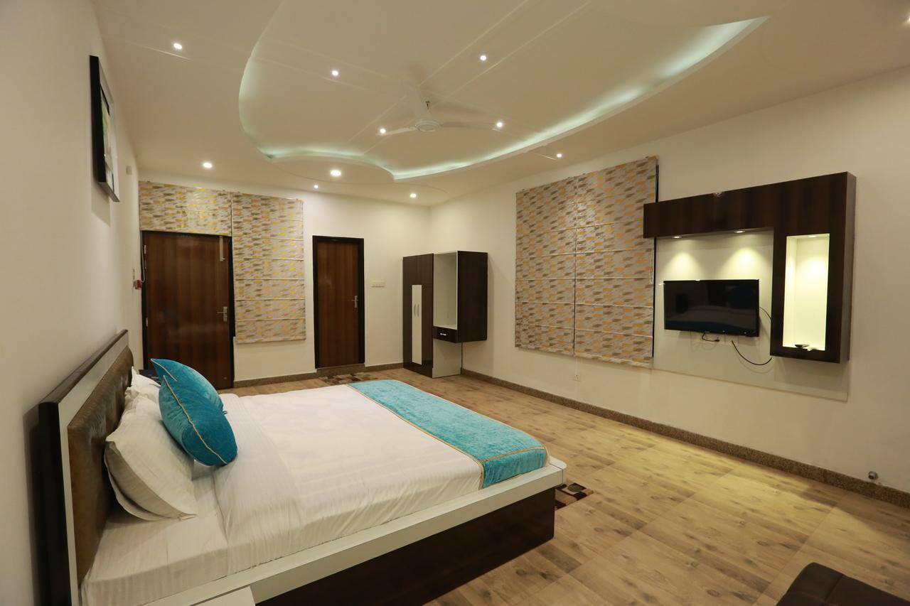 Oyo 8837 Hotel Surya Galaxy Kānpur Eksteriør bilde