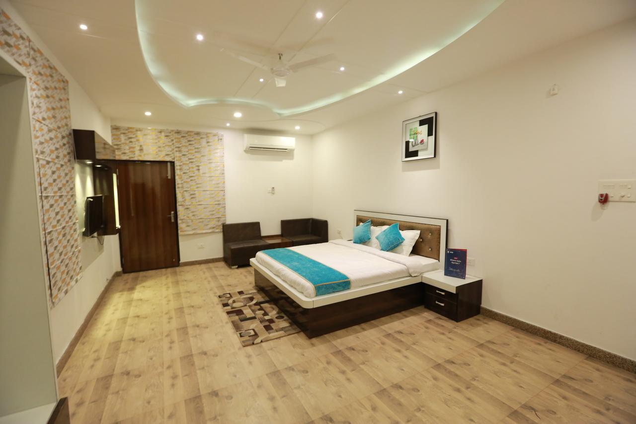 Oyo 8837 Hotel Surya Galaxy Kānpur Eksteriør bilde