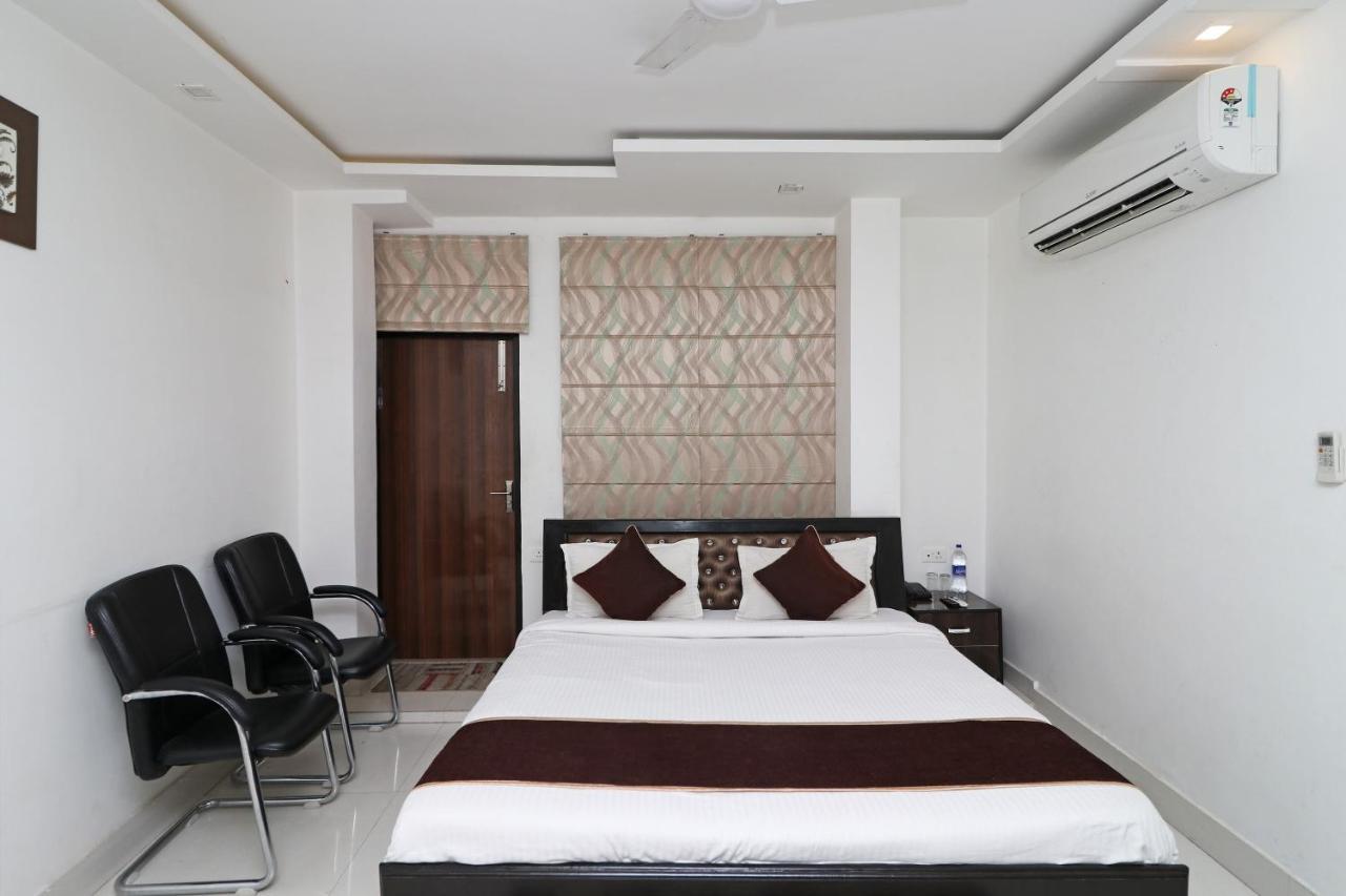 Oyo 8837 Hotel Surya Galaxy Kānpur Eksteriør bilde
